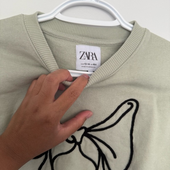 Zara Sage Green Bow Embroidered Sweatshirt - Picture 3 of 3